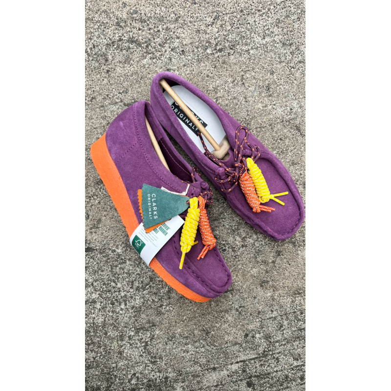 CLARKS WALLABEE PURPLE SUEDE COMBINATION