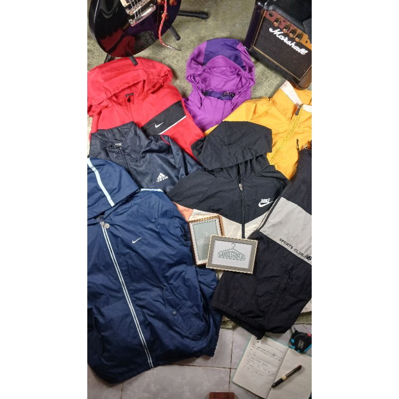 Jacket Outdoor Windbreaker Bekas Second