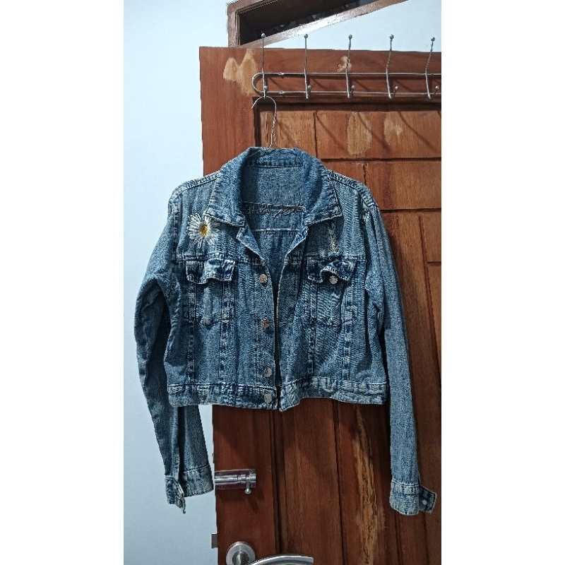 JAKET JEANS MOTIF BUNGA
