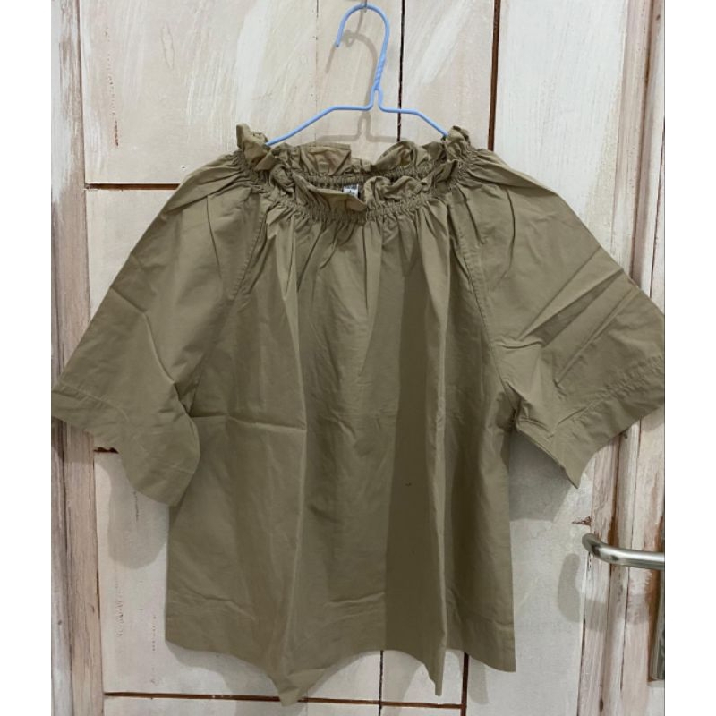 blouse uniqlo