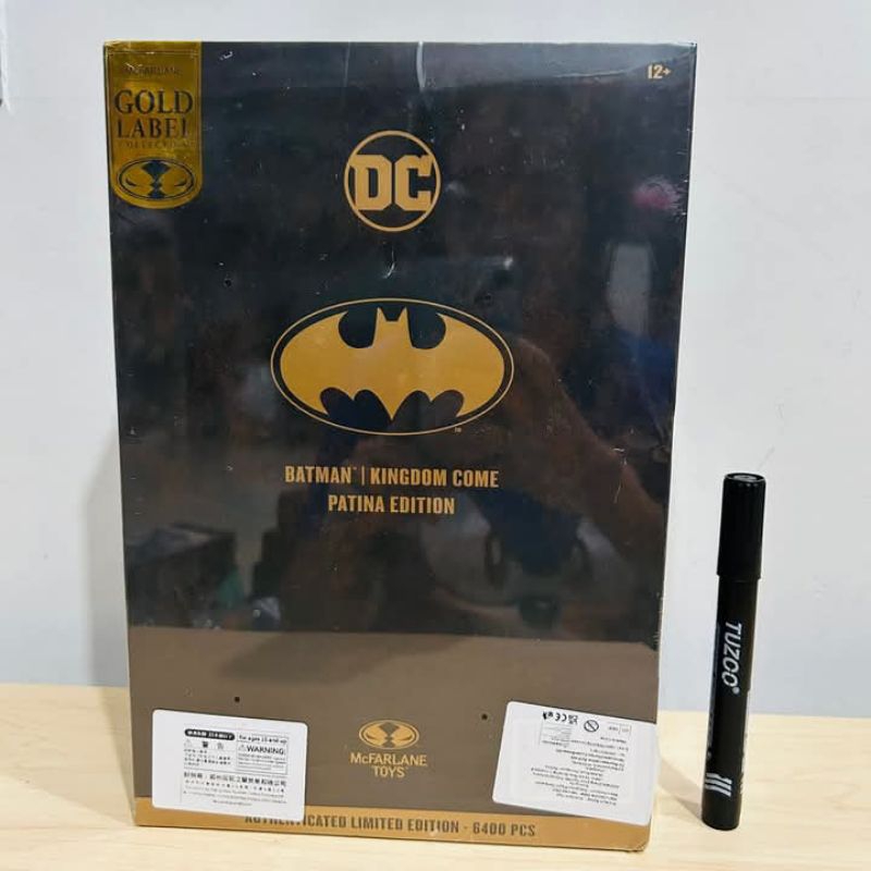 mainan action figure mcfarlane batman kingdom come patina edition authrnticated limited edition 6400
