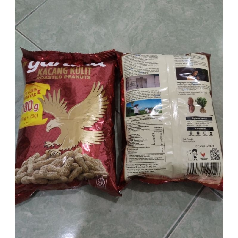 

Kacang Kulit Garuda Roasted Peanuts 180g