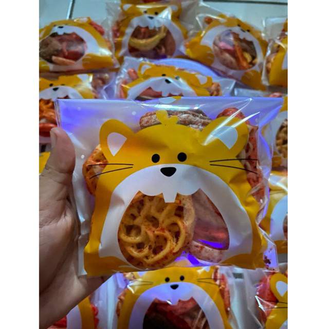 

Kerupuk Seblak Kering