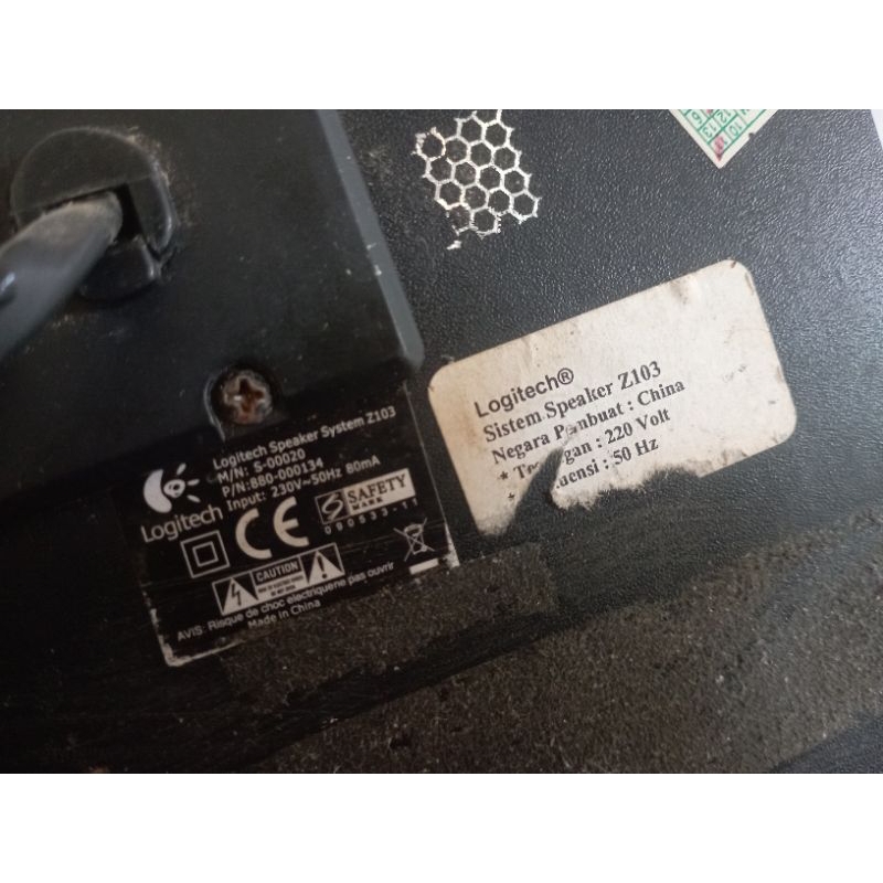 Speaker Logitech Z103