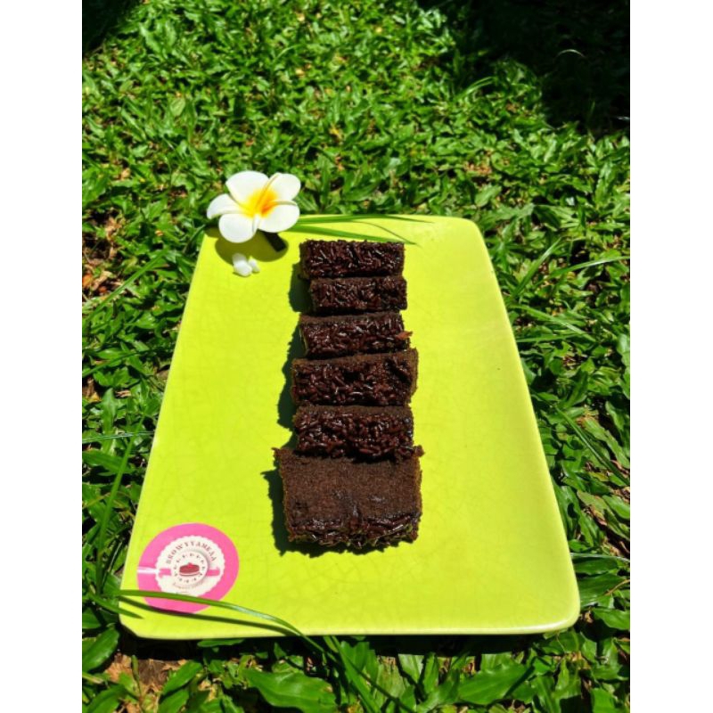

bolu coklat