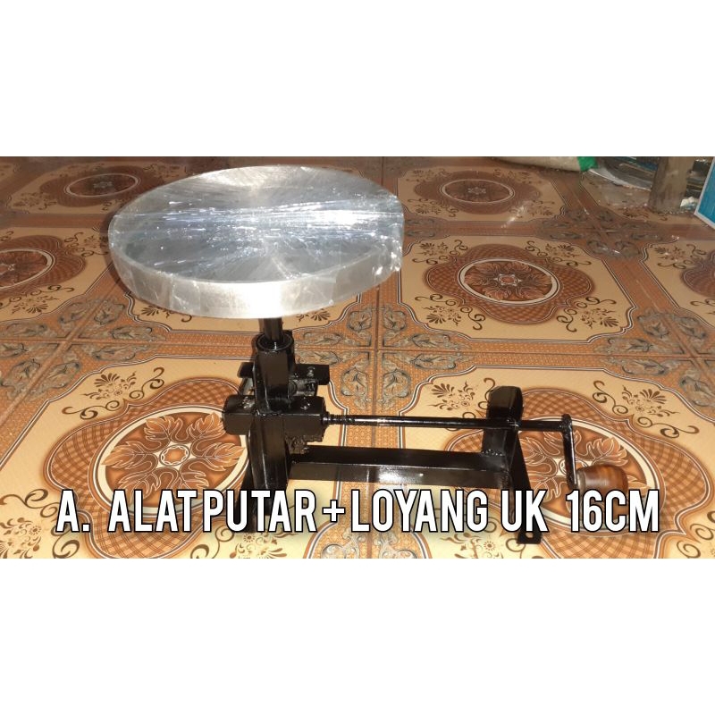 Toserba Klaten SET ALAT PUTAR KUE LEKER