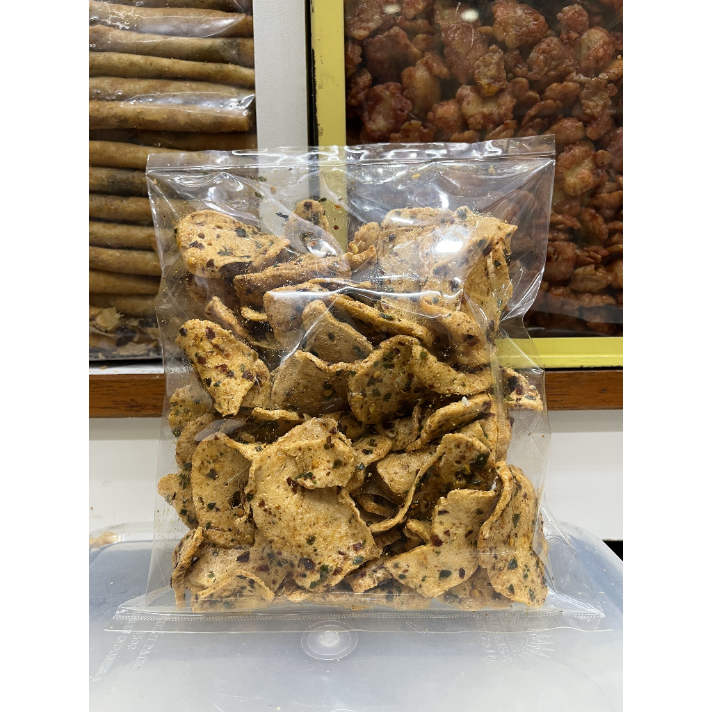 

Basreng Tebal Pedas Daun Jeruk 250gr - Camilan Kriuk Gurih Pedas Nagih - karasa