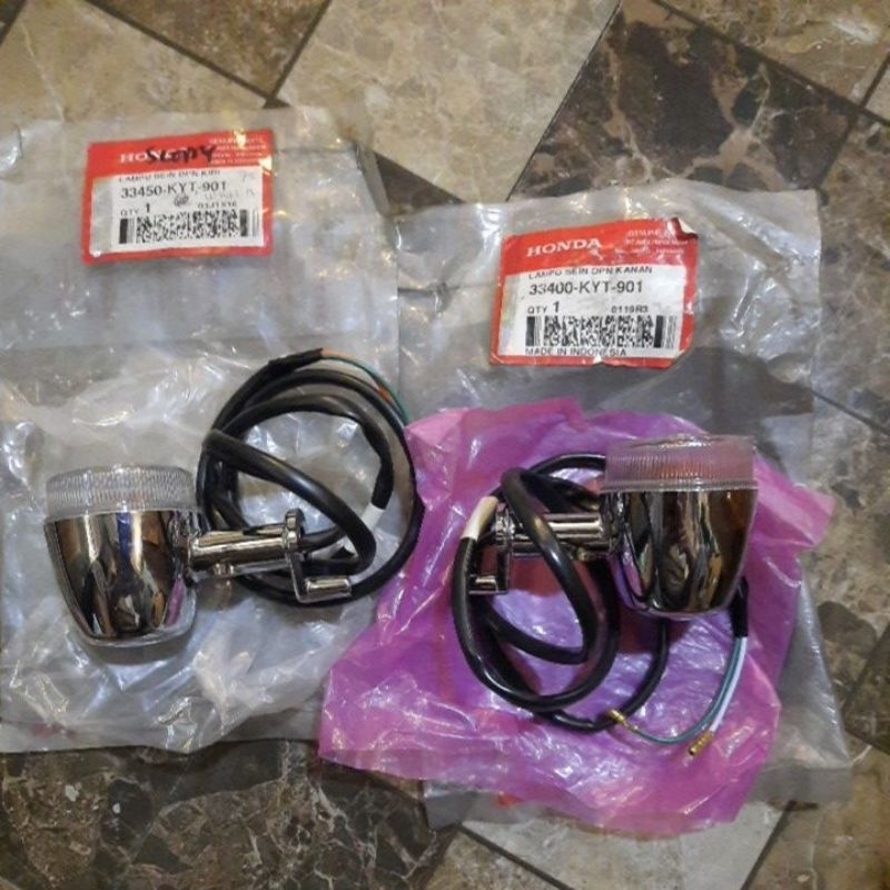 33400 33450 KYT 901 LAMPU SEIN SCOOPY KARBU DEPAN SET ORIGINAL AHM STANLEY