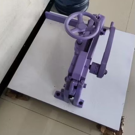 

Mesin Potong Pemotong Kertas A3 46cm manual 1rim Diamond Paper Cutting Machine