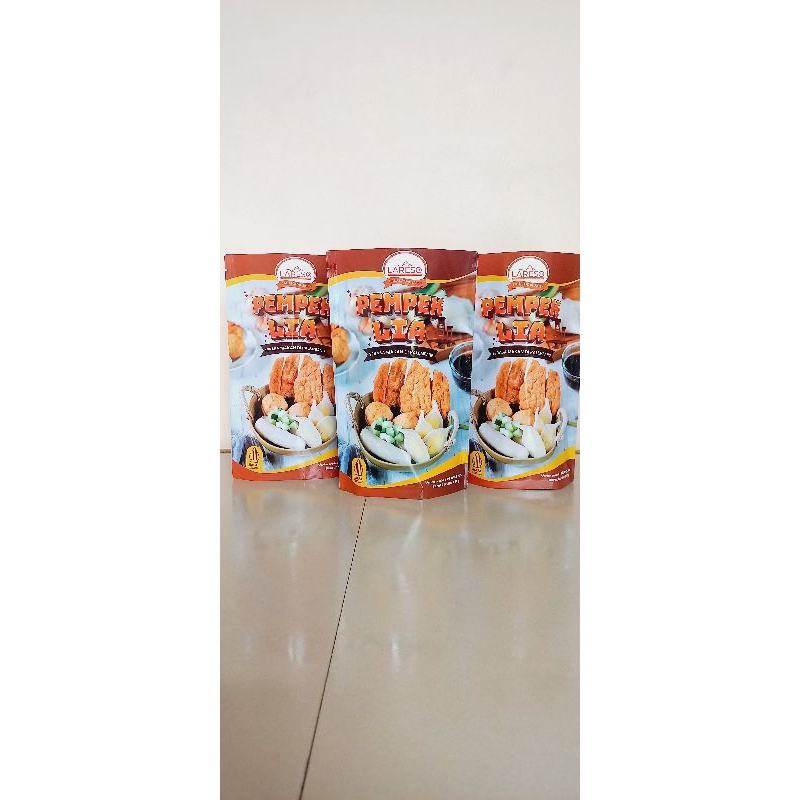 

pempek frozen isi 5 pcs