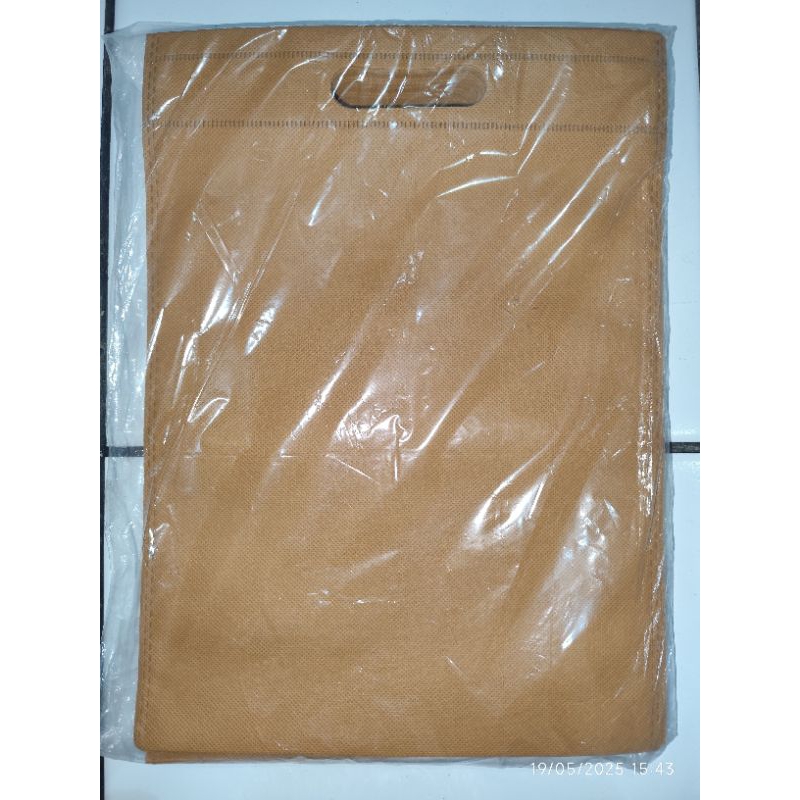 

Tas hampers coklat 25x35 cm isi 5