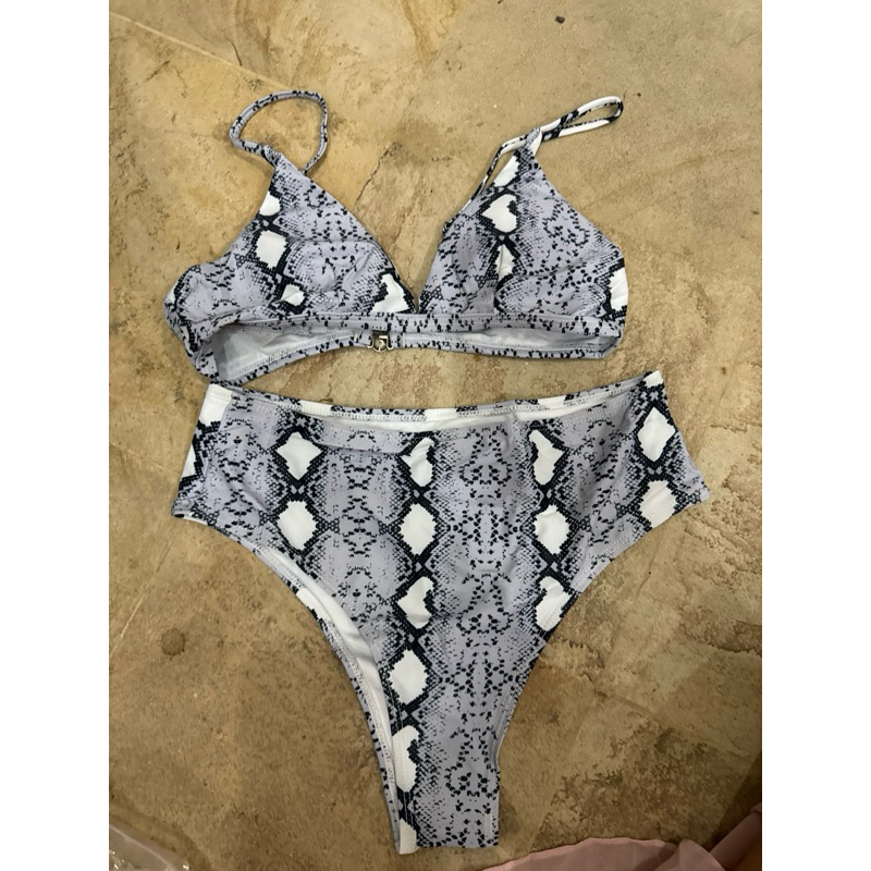 bikini ular / bikini snake / bikini sexy / snake bikini