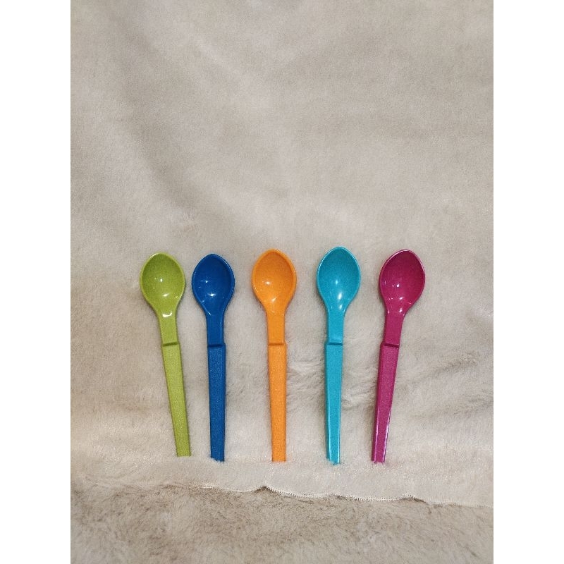 Sendok teh/sendok bayi dpt 4Tupperware