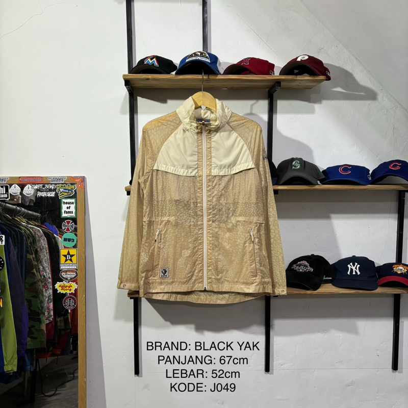 JAKET OUTDOOR BLACKYAK