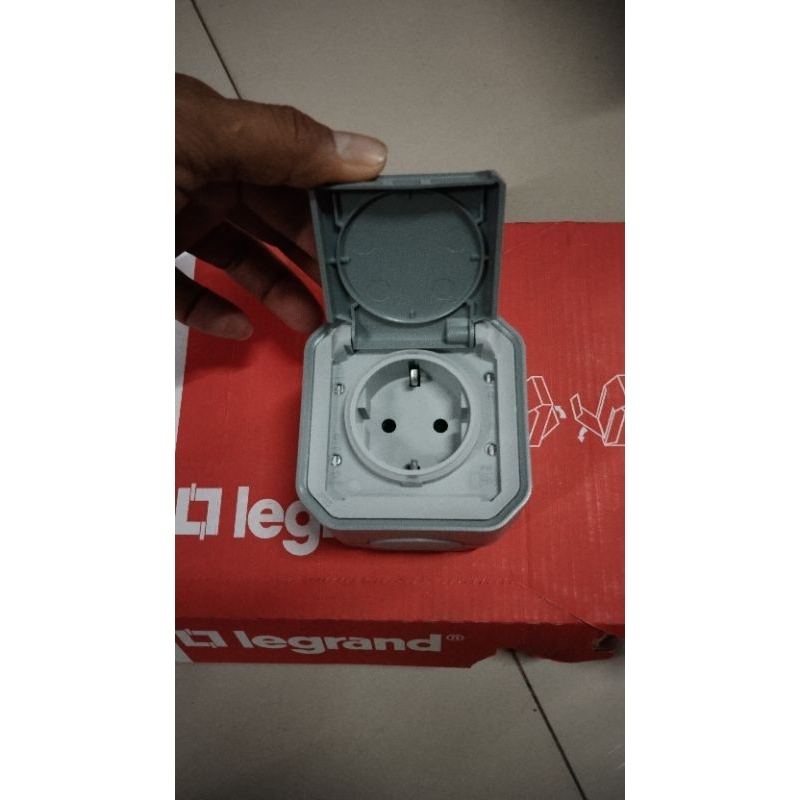 Stop kontak/saklar engkel/saklar seri legrand plexo. legrand plexo ob waterproof