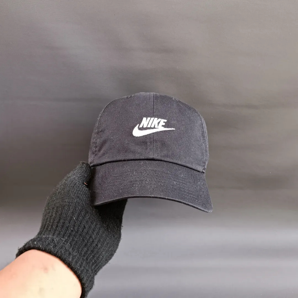 NAIKI - Topi Simple Cap Unisex Pria Wanita Hitam