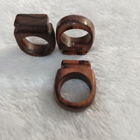 Cincin frameless ketapel kayu sonokeling