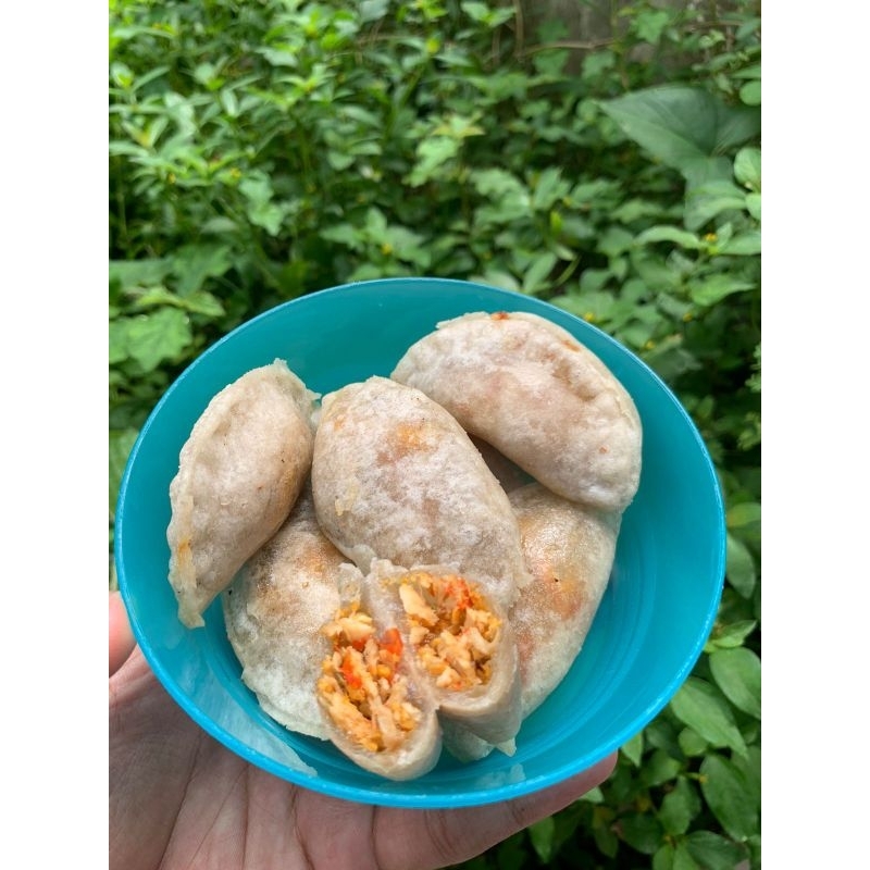 

Cireng isi ayam pedas