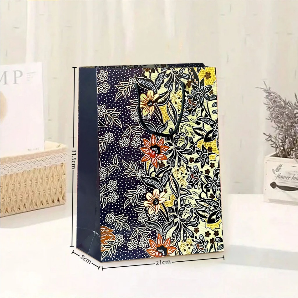 

SP Batik Keraton | Paper Bag | Goodie Bag (1 Pak 4 Pcs)