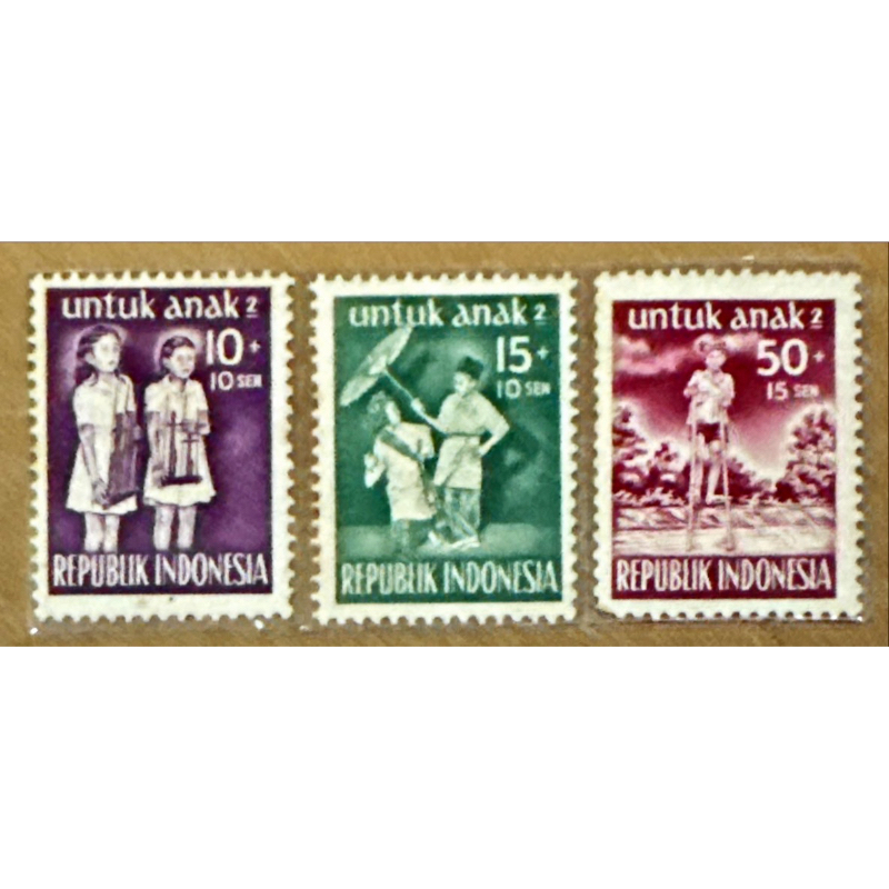 

(BA) PRANGKO INDONESIA 1954 UNTUK ANAK-ANAK SHORT SET 3V MNH.