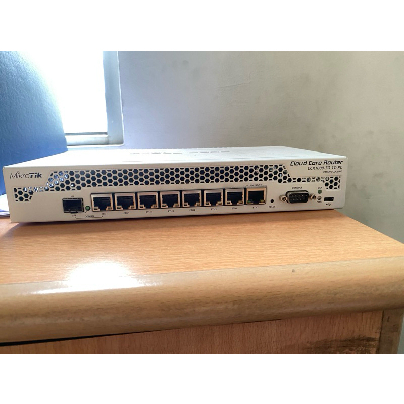mikrotik ccr 1009-7G-1C-PC