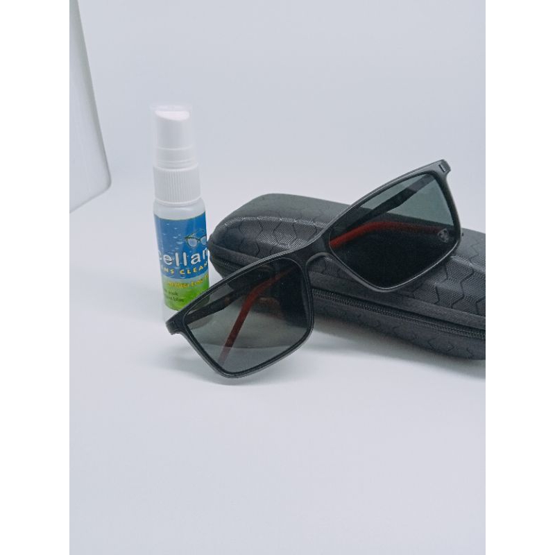 kacamata Oakley premium lensa polarized