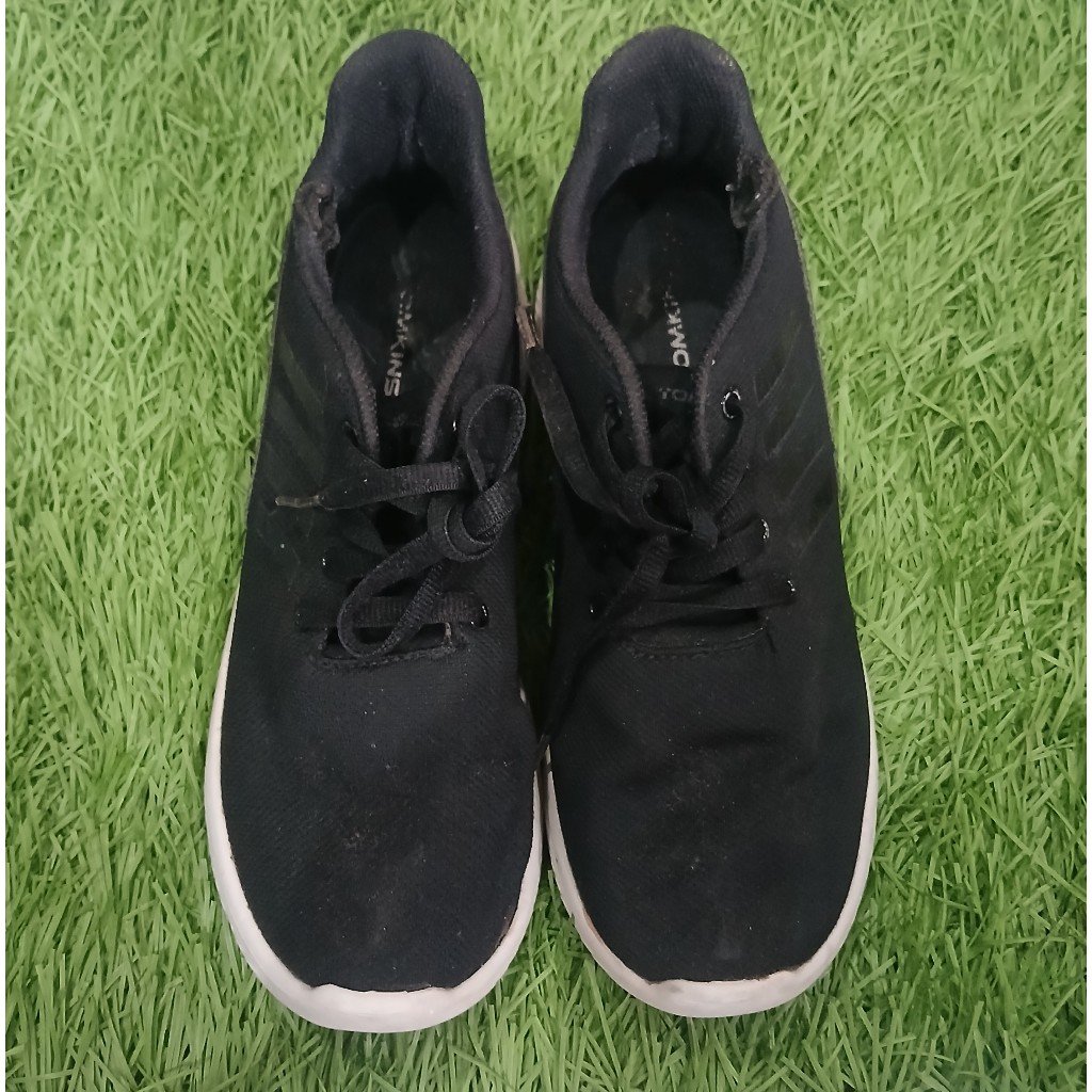 Preloved Sepatu Sekolah Anak Laki-Laki Hitam Tomkins size 42