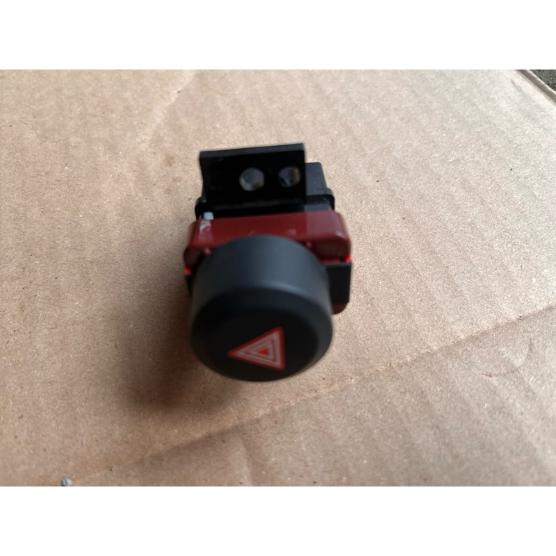 Tombol Hazard/bahaya Brio Mobilio