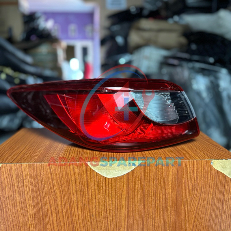 Stoplamp Lampu Stop Original Mazda 2 Sedan Kiri