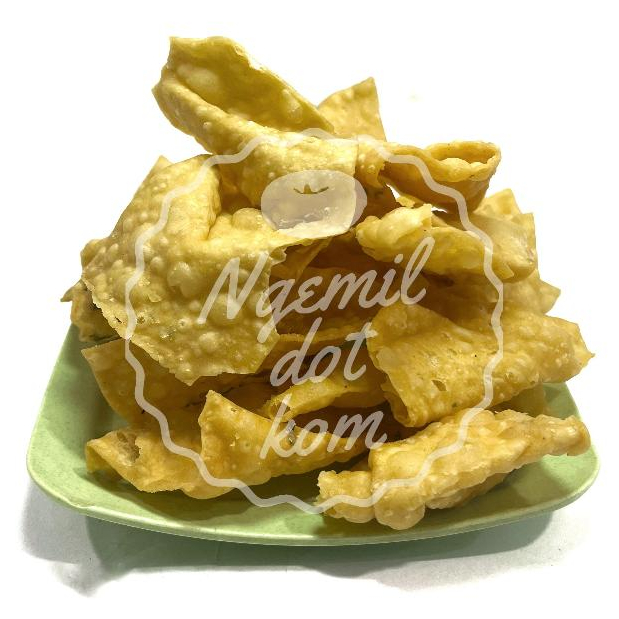 

KERIPIK BAWANG 250gr / KERIPIK PANGSIT / KERIPIK AYAM BAWANG / KUE BAWANG / BUMBUCIN