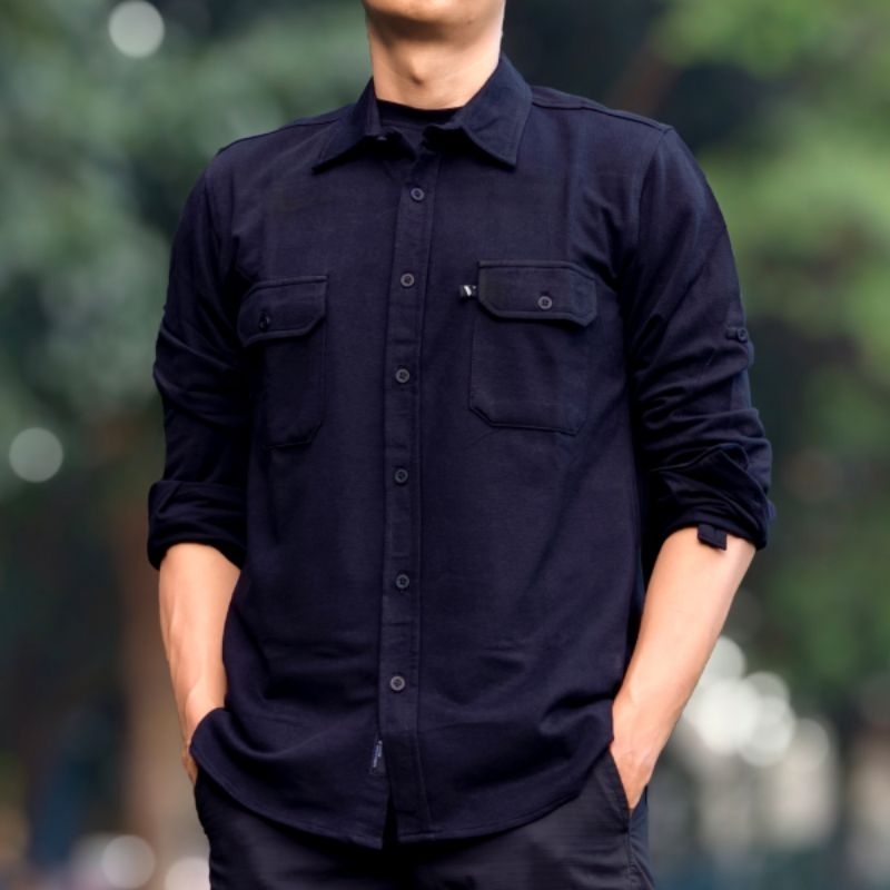 Kemeja Polos Hitam Basic Vuxor Adventure Series - Black