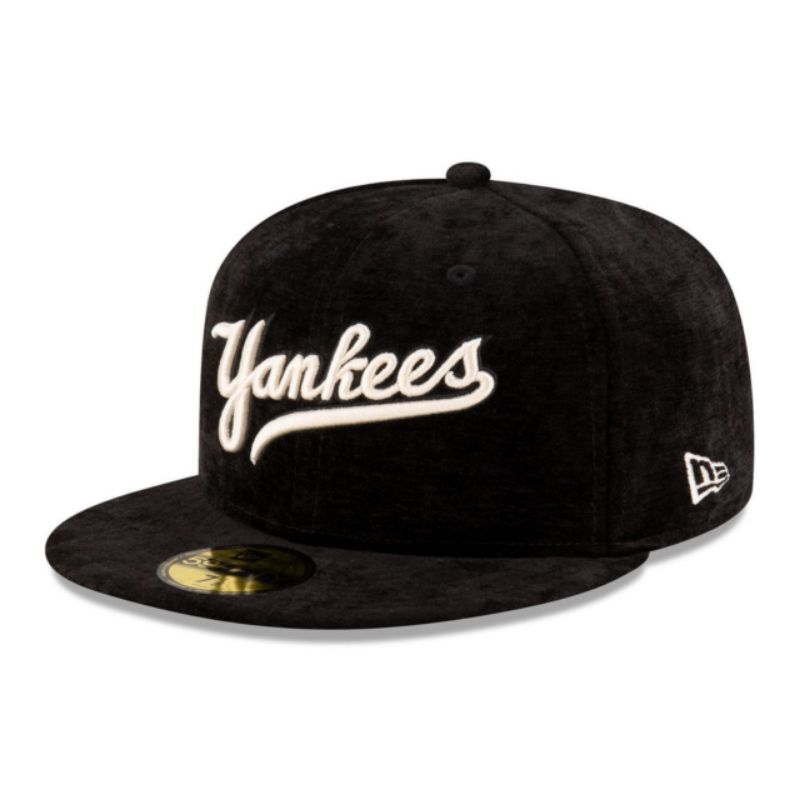 Topi New Era Cap New York Yankees Black Velvet 59Fifty Day 59Fifty Fitted Hat Original