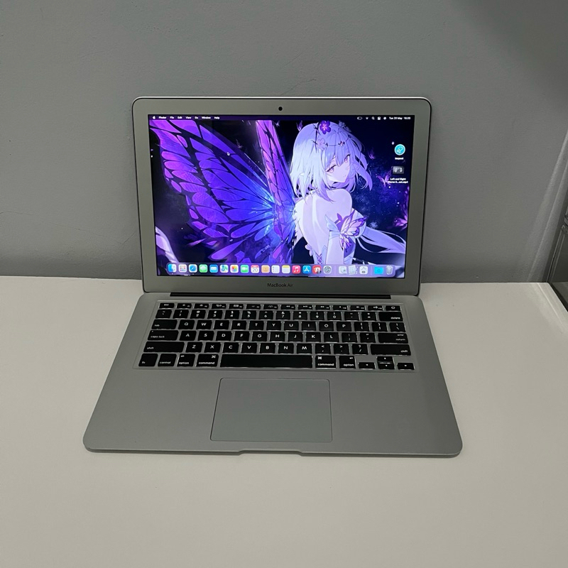 Macbook air 2017 Ram 8/256 Core i5 13”