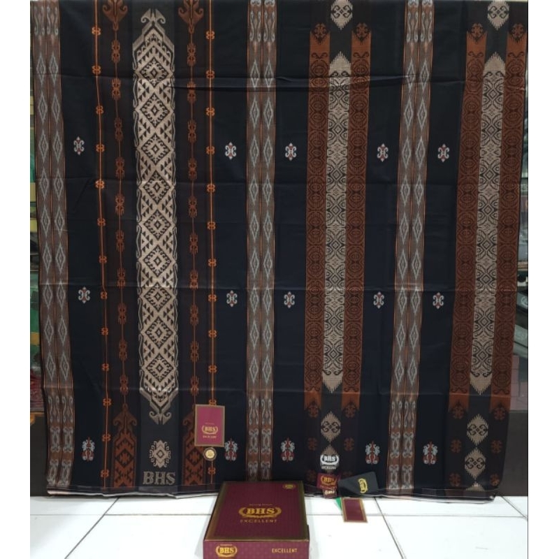 Sarung BHS Mercerized Excellent JACQUARD JGF JTB JGT JGK JGH JGE JSK Mix GOLD