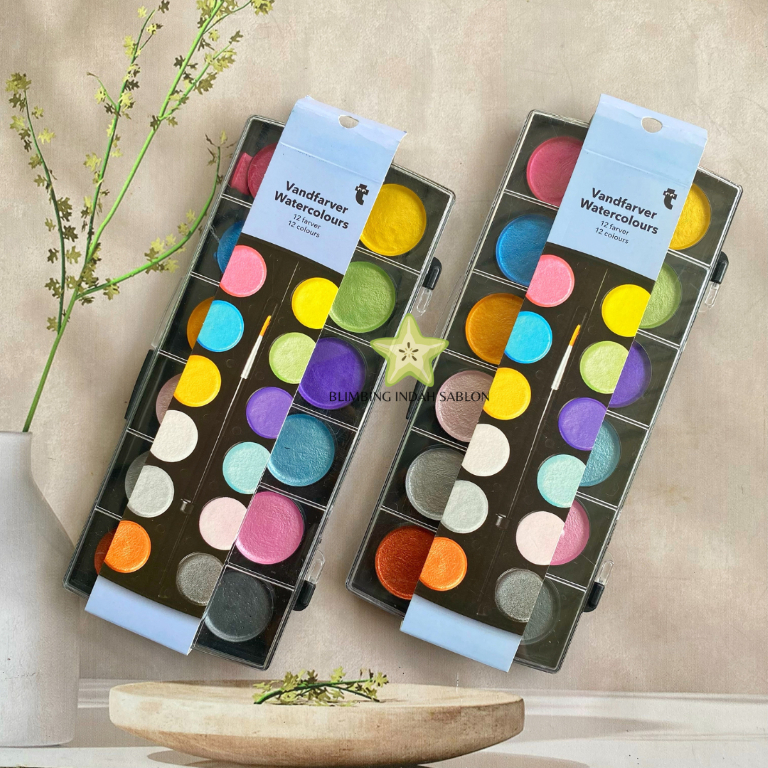 

Cat Air Vandfarver Metalik 12 Warna Gemerlap Eksklusif Mewarnai Menggambar Cat Air Warna Mutu Unggul Percikan Mencolok Pigmen Cantik Kilap Melukis Elegant Pewarnaan Menawan Pewarna Bling Perlengkapan Belajar Lukisan Blimbing Indah Sablon Malang