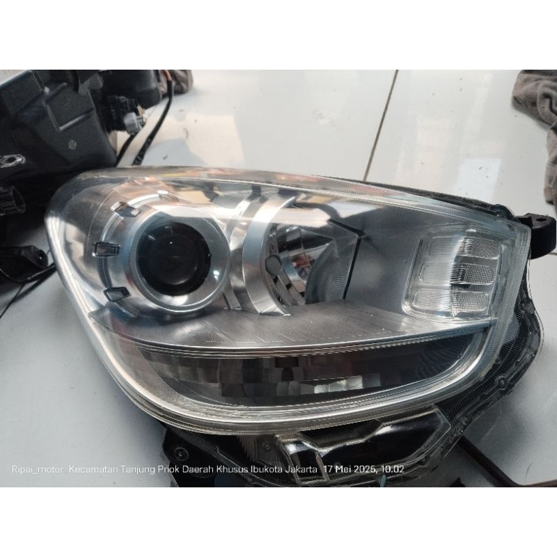 headlamp sirion 2012