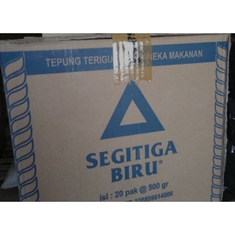 

Tepung Terigu SEGITIGA BIRU 500gr 1Dus(20X500gr)