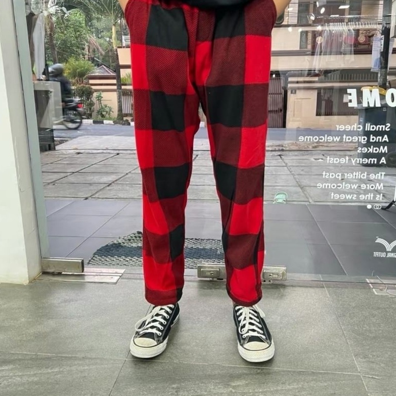 Spesial disini Celana Panjang Tartan Flanel Unisex Kotak Kotak Merah Pria Tartan Flanel Korean Style