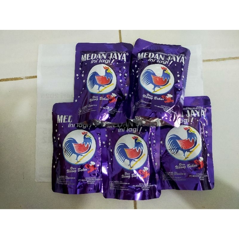 

KERUPUK MEDAN JAYA 30gr ISI 5