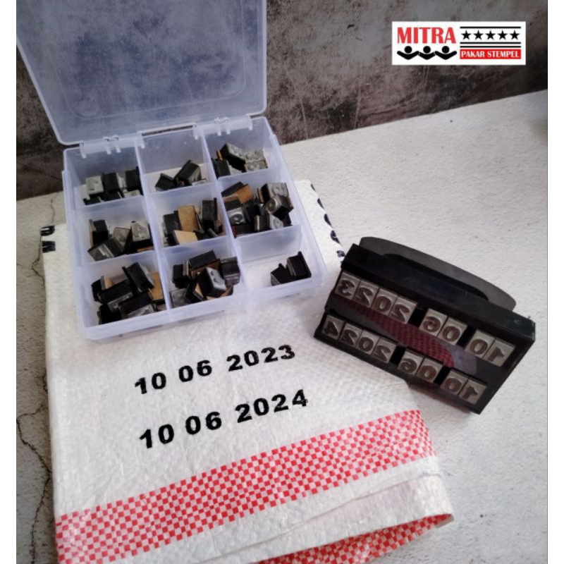 

Jual Paket Stempel Kode Produksi 2 Baris Untuk Media Karung, Plastik, Kardus, Karton dll