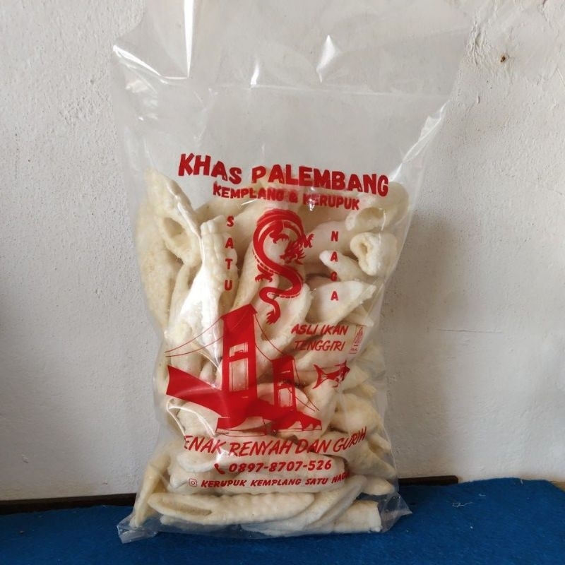 

KEMPLANG PALEMBANG kemplang/kerupuk buncis asli ikan tenggiri super