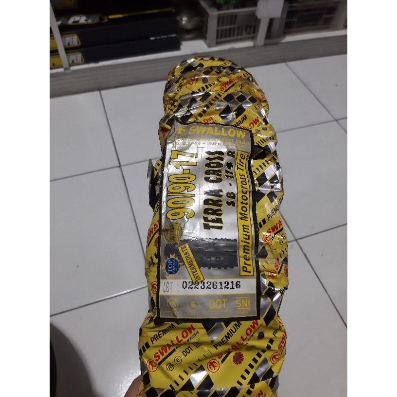 BAN LUAR 90/90 RING 17 SB-114R TERRA CROSS SWALLOW