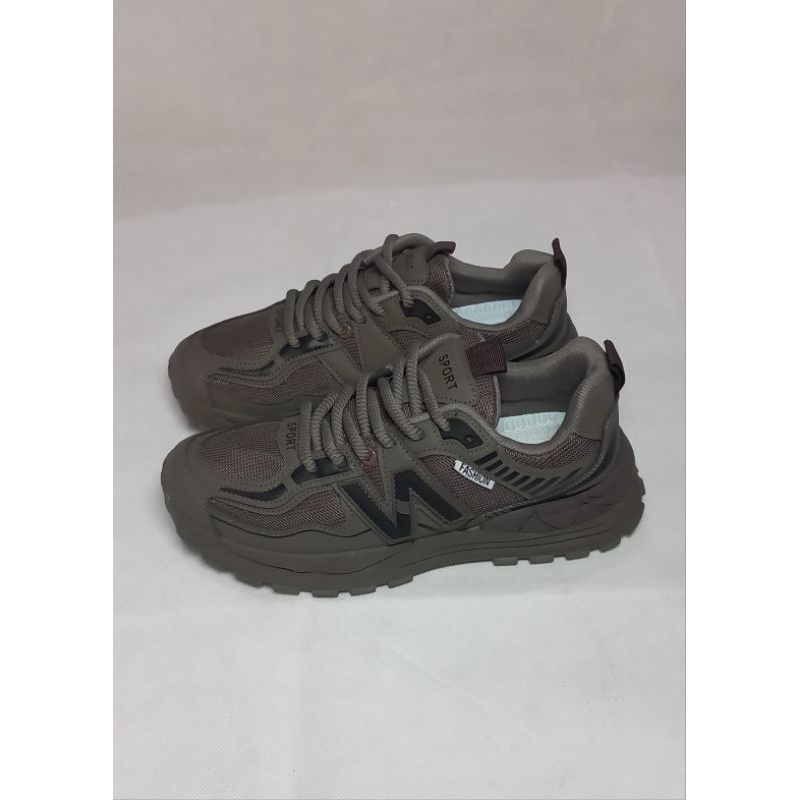 Sepatu Sport Cowok Cool Merk Fashion