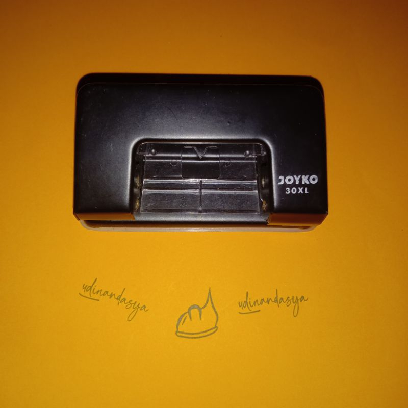 

Pembolong Kertas Joyko