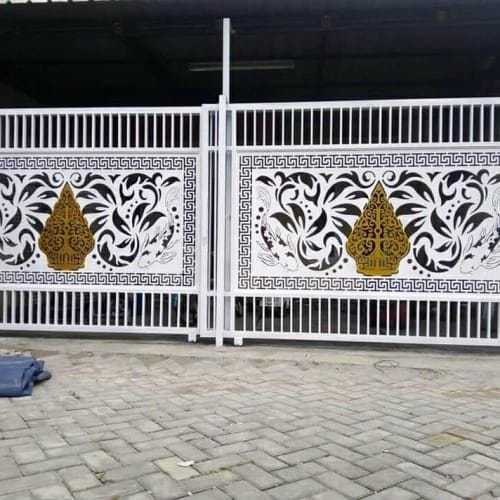 Pagar rumah motif batik dan wayang bisa custom yaa