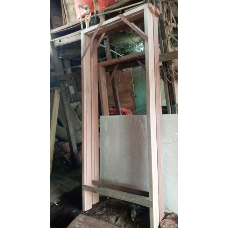 KUSEN PINTU MERANTI SECOND