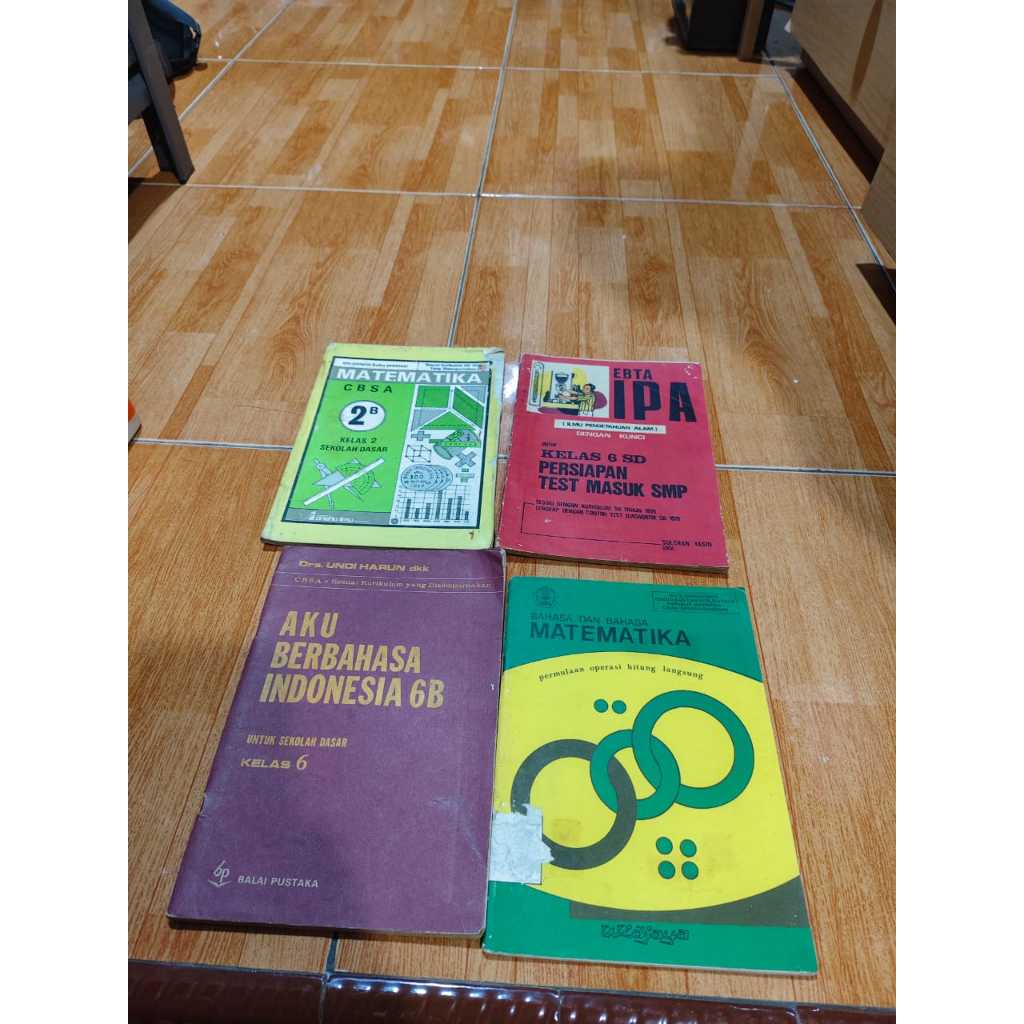 Koleksi Buku Jadul Pelajaran jaman SD