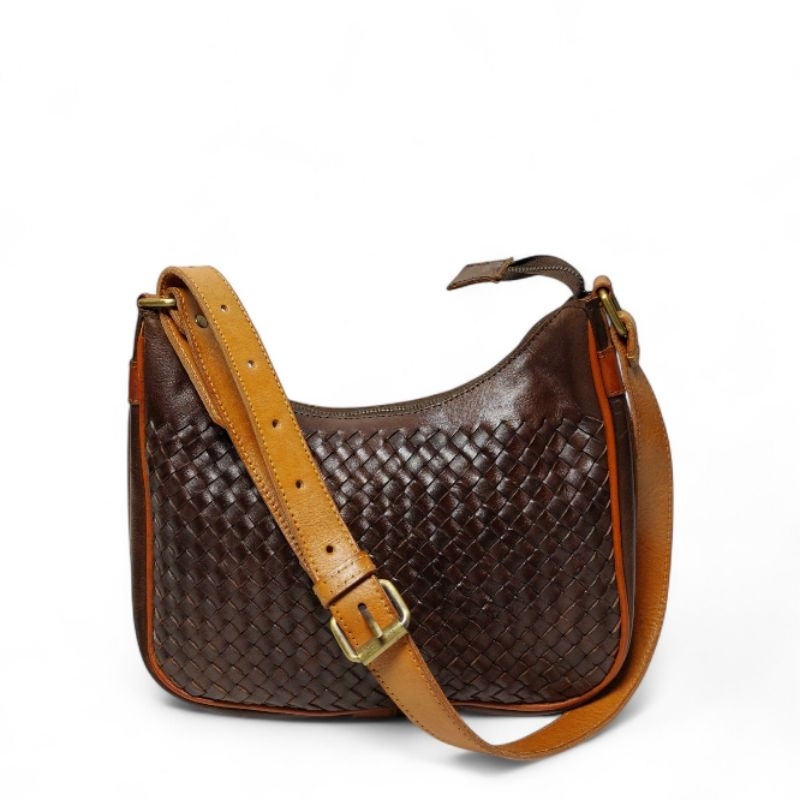 Tas Kulit Sapi Asli Slempang Mita Anyam