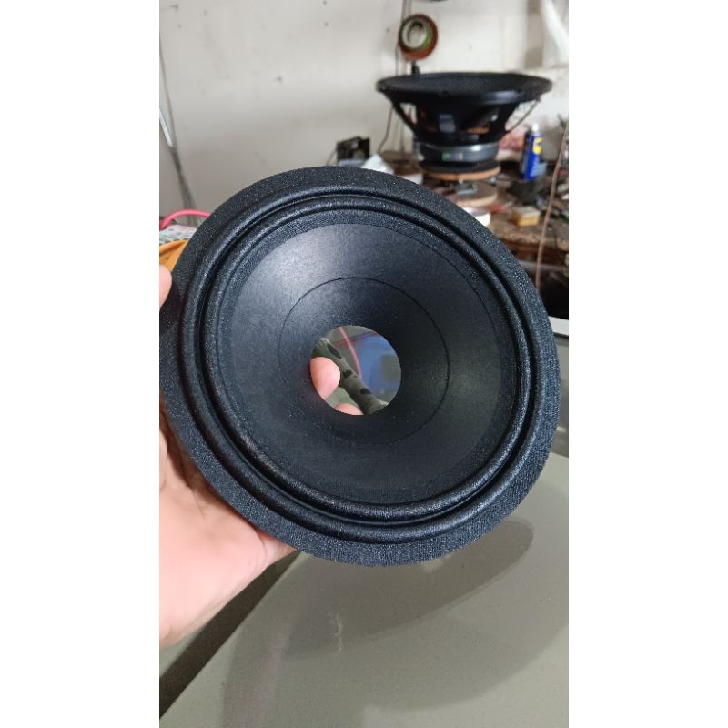 Conus daun speaker fullrange / midle 6 inch lubang 4 cm import