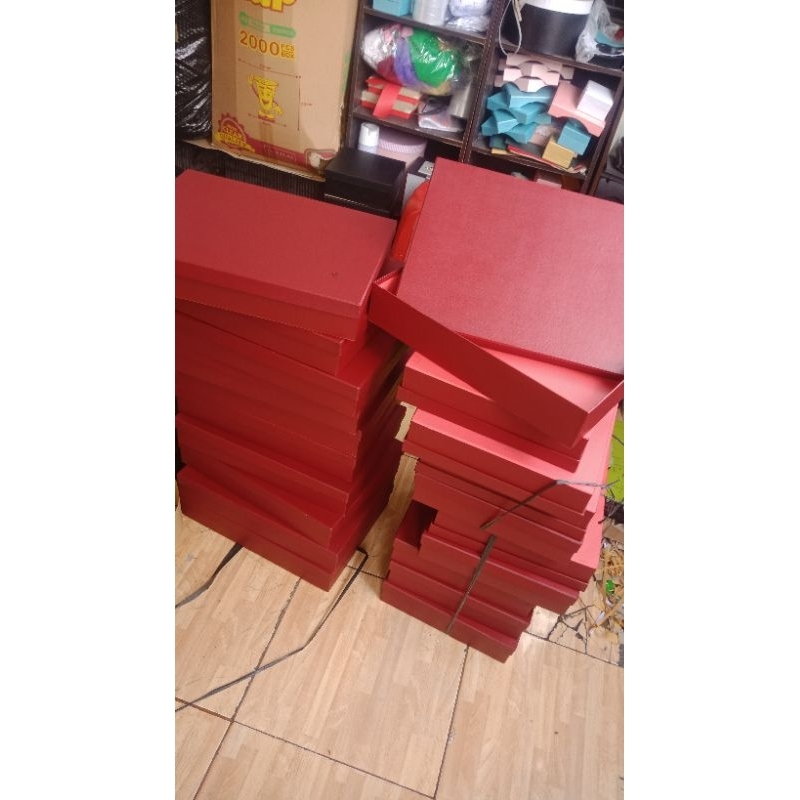 

Hardbox 40x30x7cm,berkwalitas kotak kado jardbox